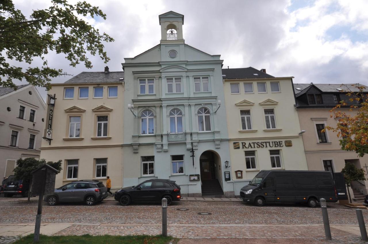 Ratskeller Hotel Carlsfeld Buitenkant foto